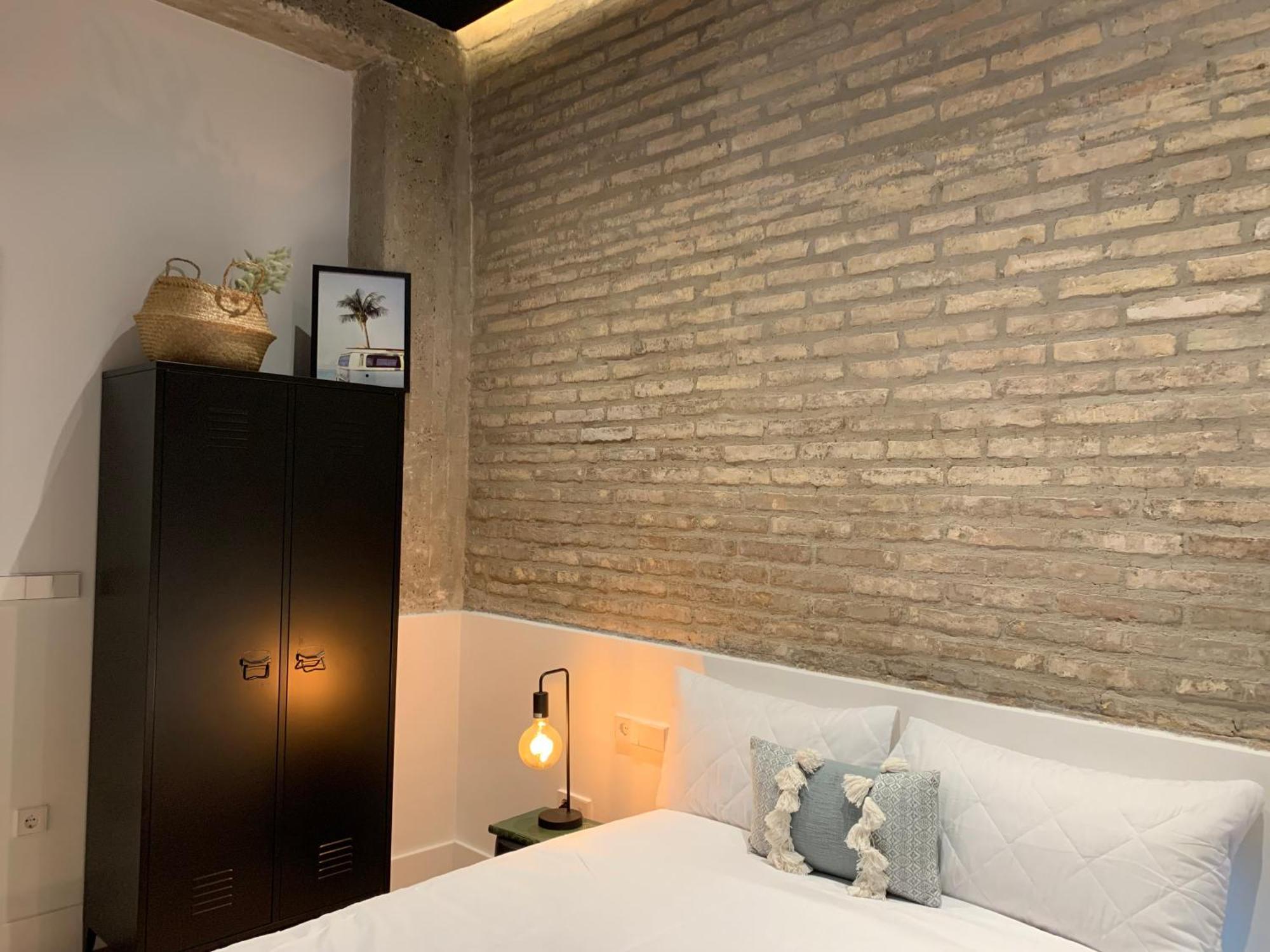 La Reina Beach Rooms Valencia Buitenkant foto