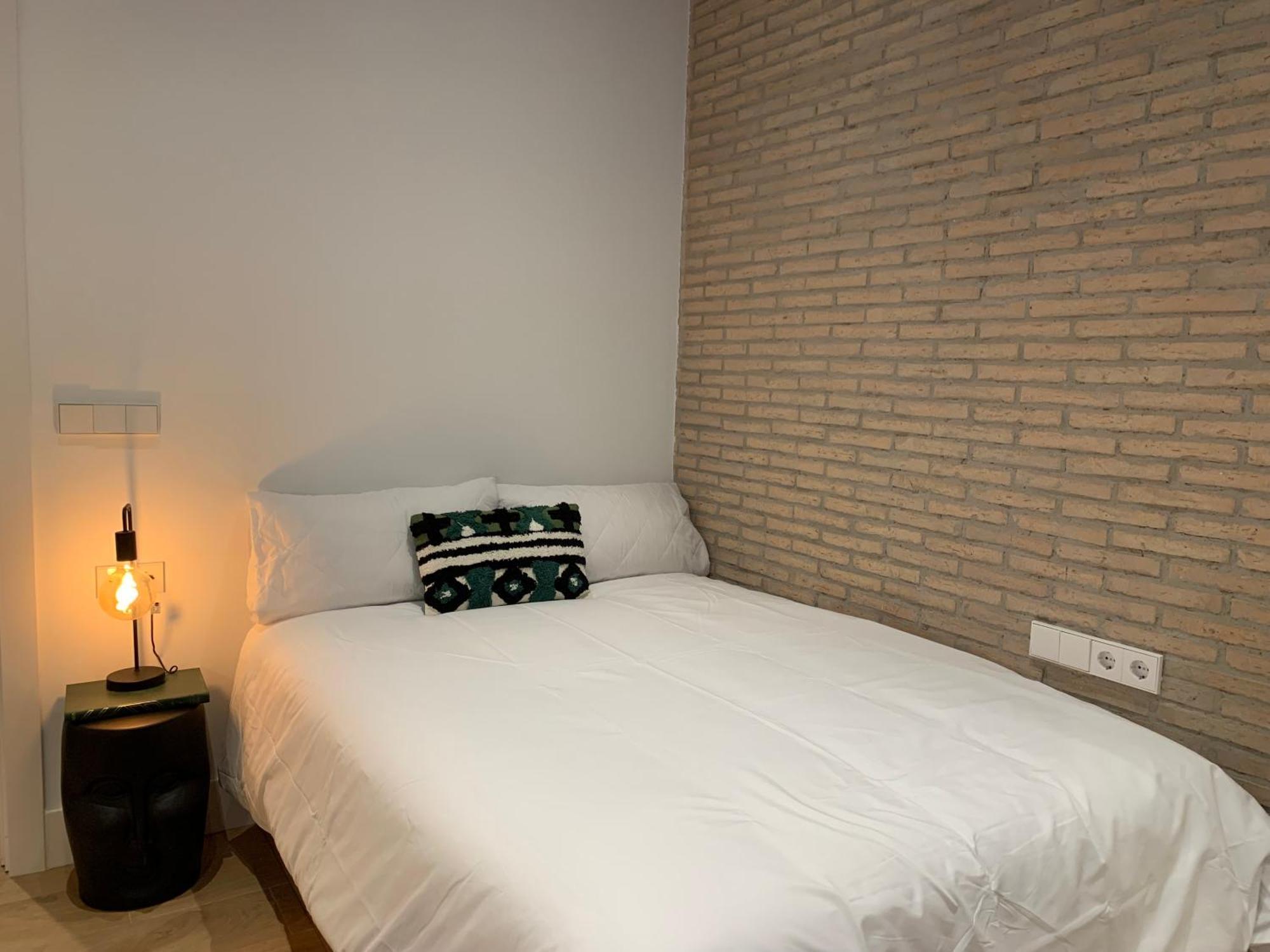 La Reina Beach Rooms Valencia Buitenkant foto