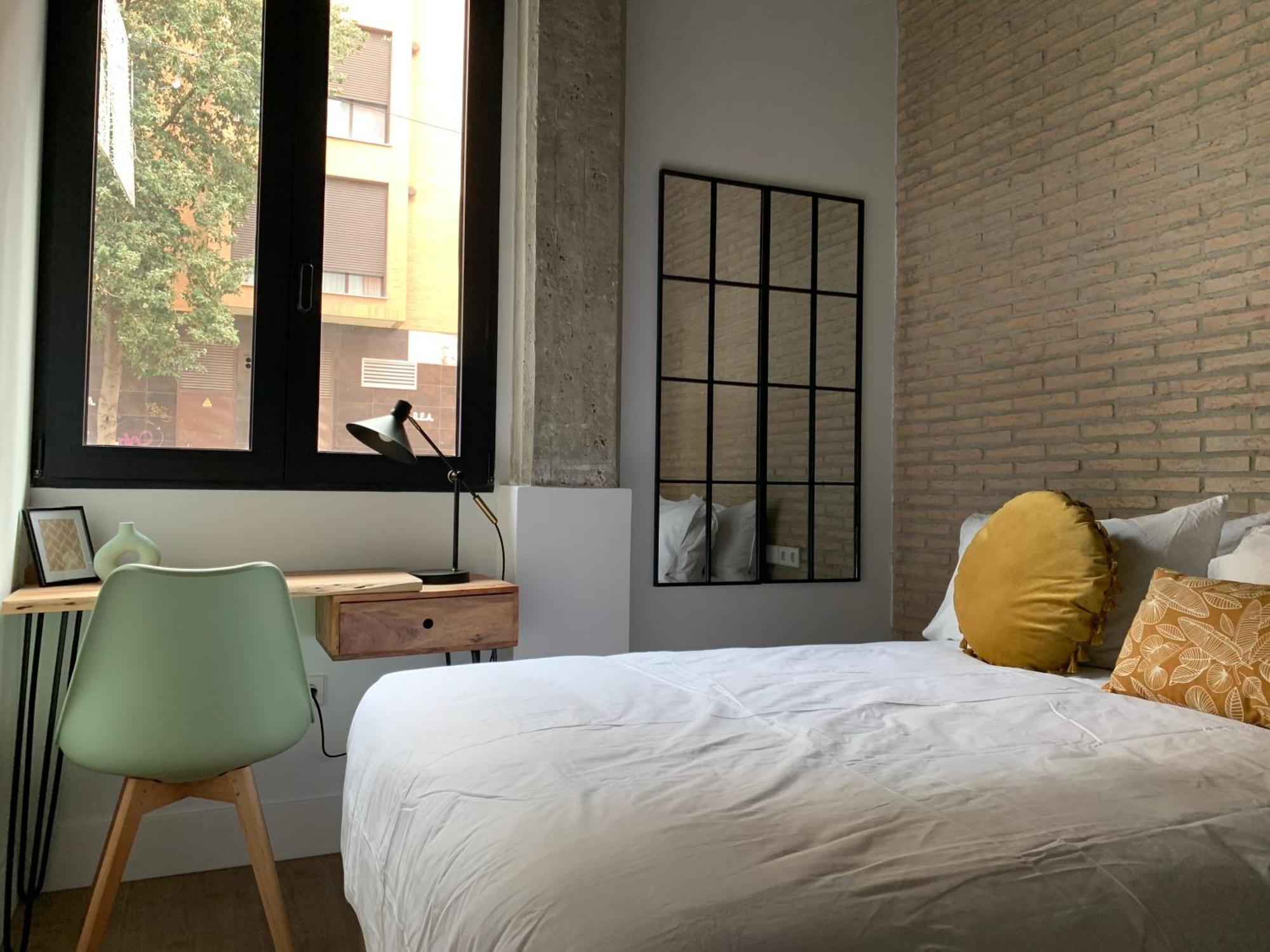 La Reina Beach Rooms Valencia Buitenkant foto